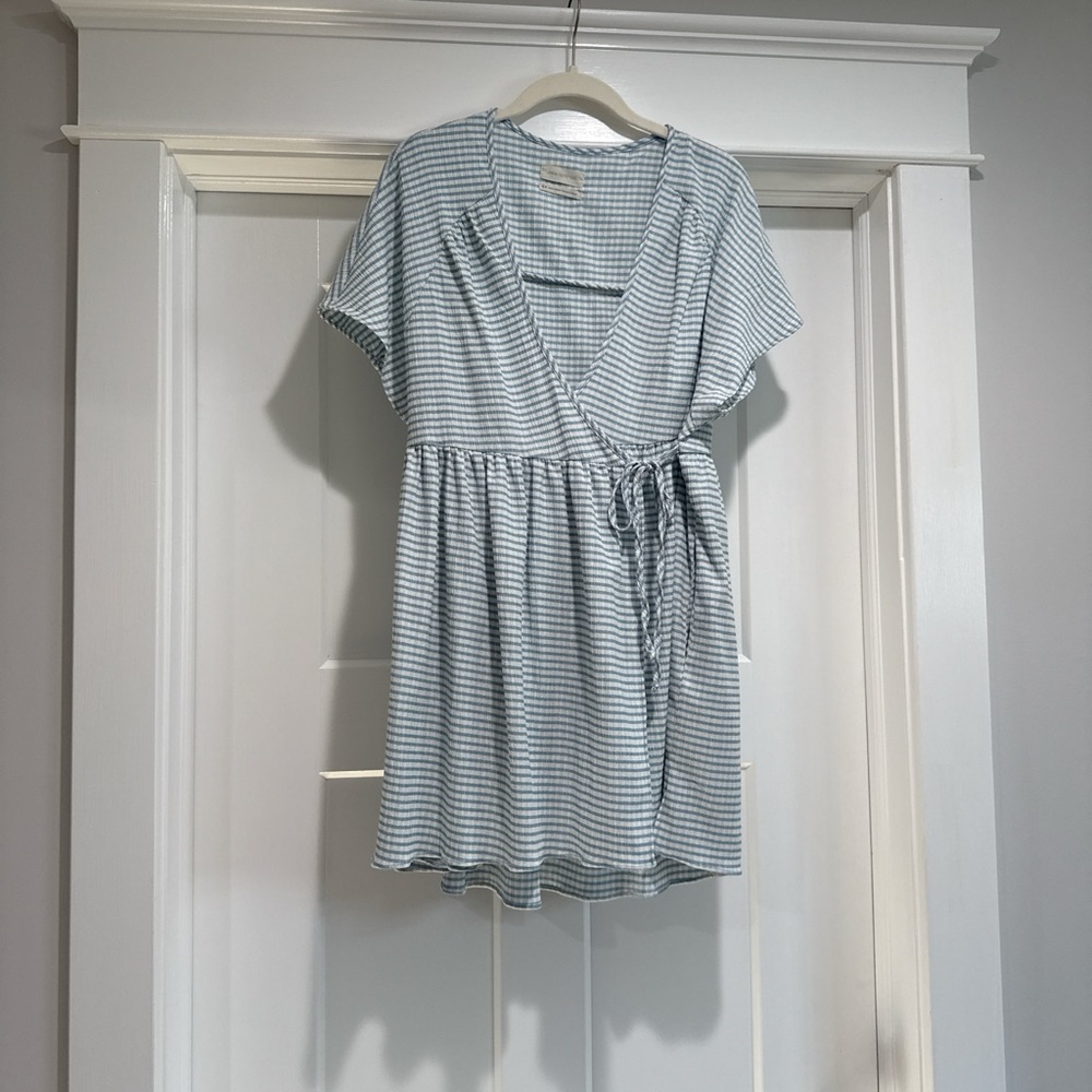 Urban Outfitters Wrap/Babydoll Dress